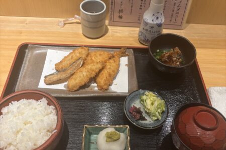 噂のアジフライ定食